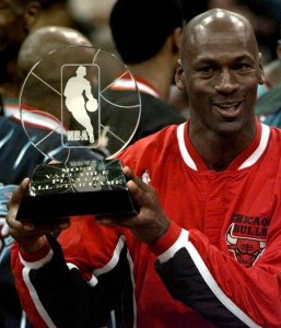 ​星中之星！盘点NBA五大含金量十足的全明星MVP