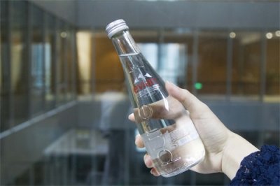 ​真正的矿泉水只有两种叫啥名？真正的矿泉水只有两种品牌