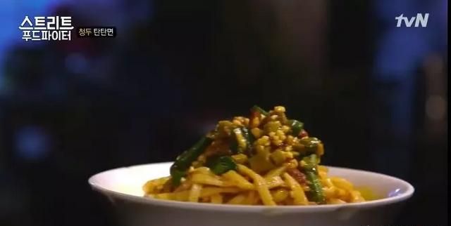 担担面的由来,担担面是哪个省的特色小吃,一千零一夜总共几个故事?图36