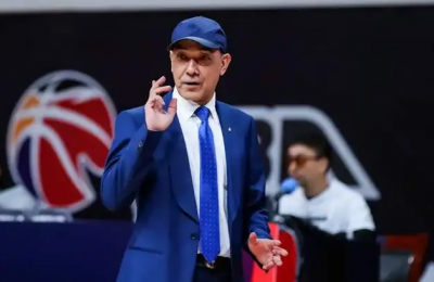 ​新疆男篮下狠手！阿尔斯兰被放弃，加盟江苏队，阿的江不留情面