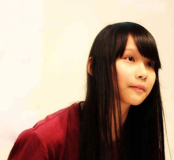 17岁女生适合学什么专业:初中没毕业的女孩学什么技术好?