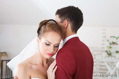 ​男人对小三说的情话（老公一边和新婚妻子说情话）