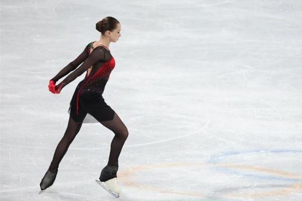 瓦利耶娃是故意摔倒吗 花样滑冰摔倒正常吗 瓦利耶娃是故意摔倒吗 花样滑冰摔倒正常吗