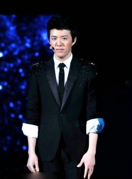 钢琴大师马克西姆即兴（盘点在国内最为受欢迎的九位世界著名钢琴演奏家）(6)