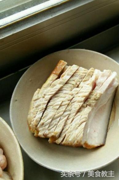 扣肉的做法简单又好吃窍门（正宗扣肉的家常做法）(15)