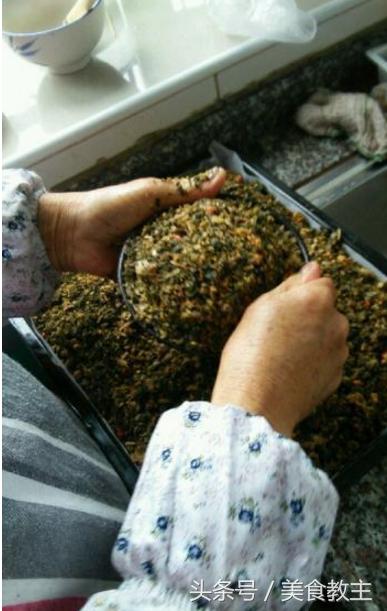 扣肉的做法简单又好吃窍门（正宗扣肉的家常做法）(18)