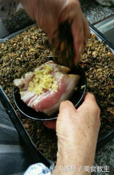 扣肉的做法简单又好吃窍门（正宗扣肉的家常做法）(17)