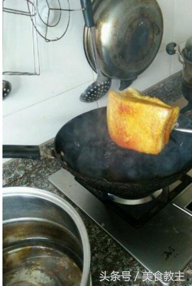 扣肉的做法简单又好吃窍门（正宗扣肉的家常做法）(11)