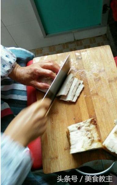 扣肉的做法简单又好吃窍门（正宗扣肉的家常做法）(13)