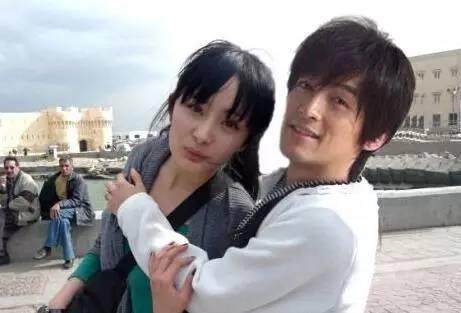 杨幂从来不参加别人婚礼，竟是因为胡歌？！