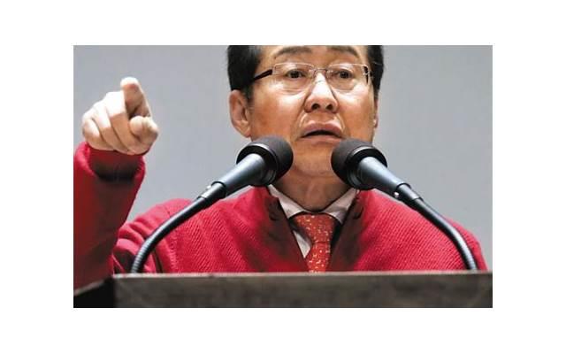 74岁大爷要找年轻漂亮的老伴，嫌弃68岁大妈岁数大：你配不上我