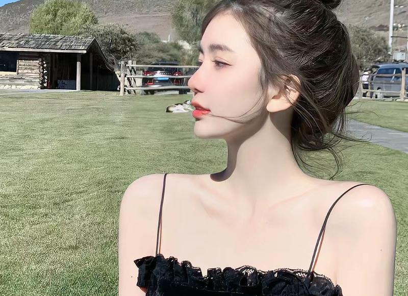 经常模仿别人的人叫什么人