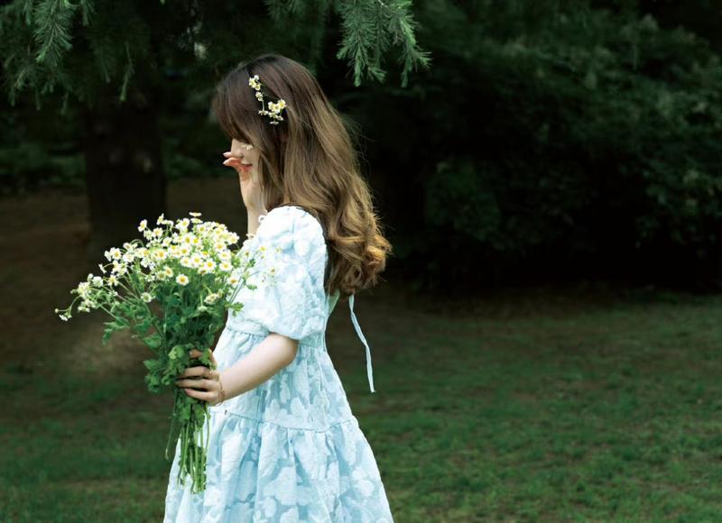 李易峰采访，李易峰采访中透露赵丽颖对于自己是特别的