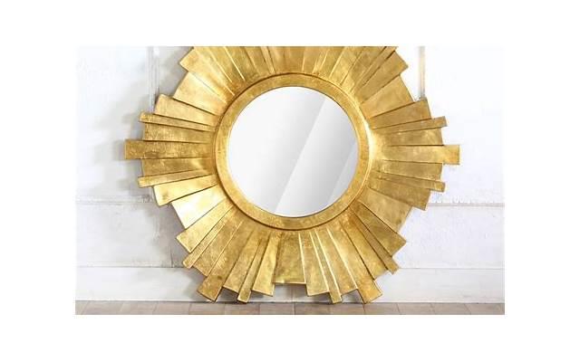 皮肤偏黄适合象牙白吗（最适合黄皮亚洲人的穿衣搭配法则）