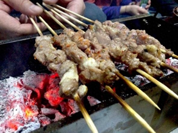 来东北吃烧烤大排档，这十大“烤”你一定要点