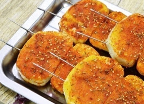 来东北吃烧烤大排档，这十大“烤”你一定要点