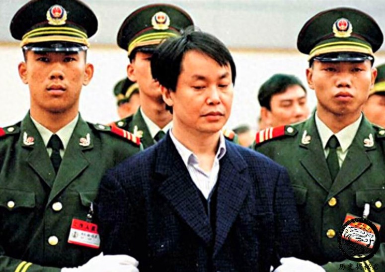 建国以来的十大悍匪老照片：个个心狠手辣，图2是刘华强原型人物