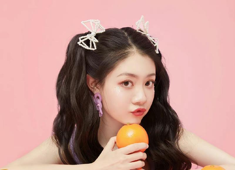 妈妈走了后，爸爸就将我赶去外婆家！可等他老了，还是我的锅