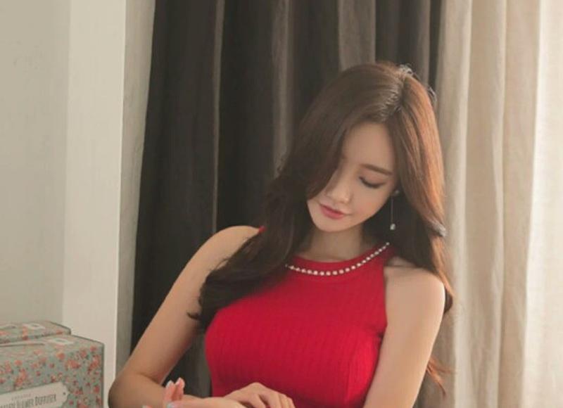 28岁女子没房没钱，找英俊帅气月薪过万的男友，扬言她只嫁有钱人