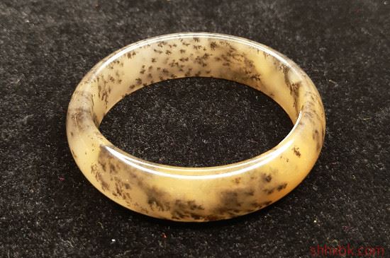 黄龙玉的保养方法