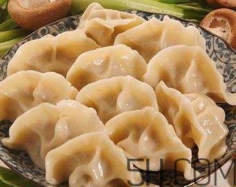 冰冻的饺子皮怎么解冻？冰冻的水饺要煮多久？