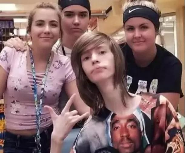 世界上最瘦的男子，他却觉得没什么不对，并因此成网红