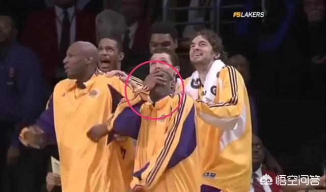 你见过最震撼盖帽的是哪一个?