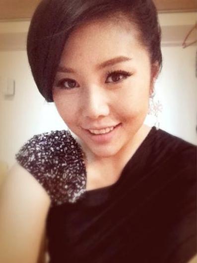 纪敏佳当年超女第几名(超女纪敏佳疑整容前后对比照曝光)(7)