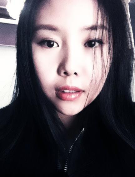 纪敏佳当年超女第几名(超女纪敏佳疑整容前后对比照曝光)(6)