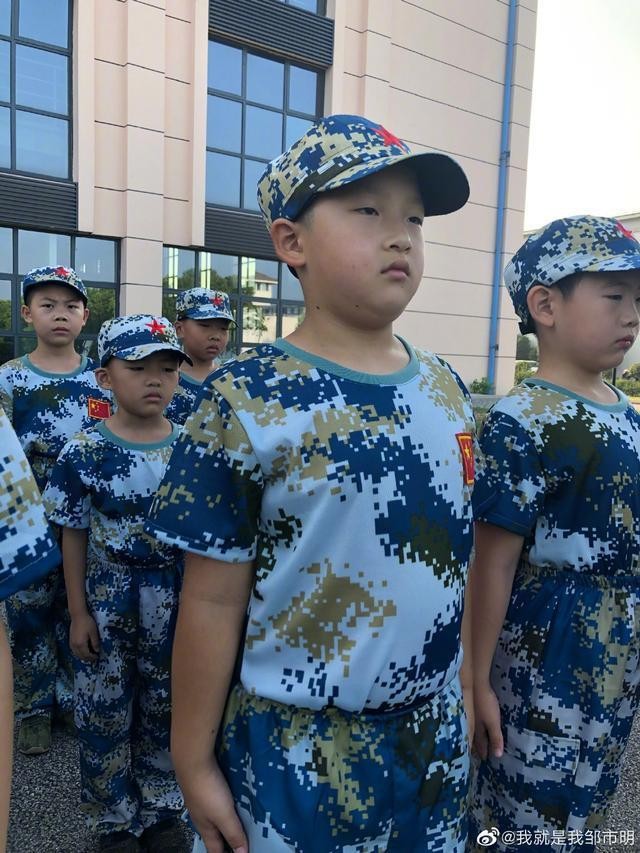 小糯米真名曝光了？不叫刘扬米也不叫刘苡馨，结合了两辈最土的字