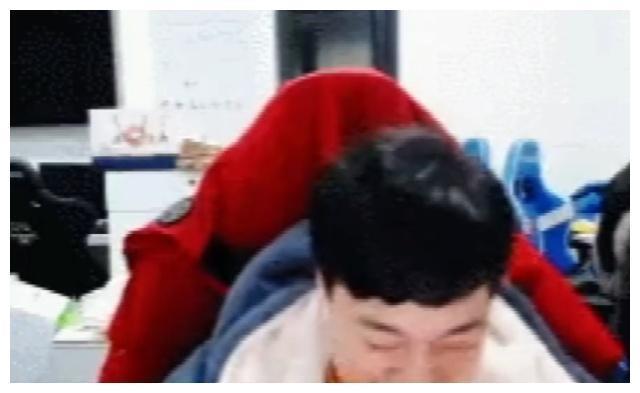 王者荣耀:刺痛直播超强人机,为何惨叫连连,背后故事让人心酸