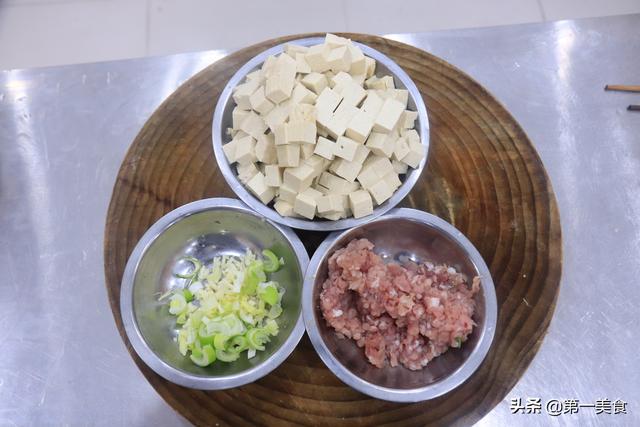 正宗麻婆豆腐做法教程（厨师长分享麻婆豆腐的做法）(2)