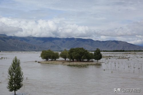 世界上海拔最高的大河雅鲁藏布江，波澜壮阔今人震撼