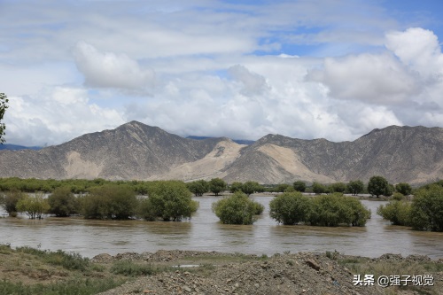 世界上海拔最高的大河雅鲁藏布江，波澜壮阔今人震撼