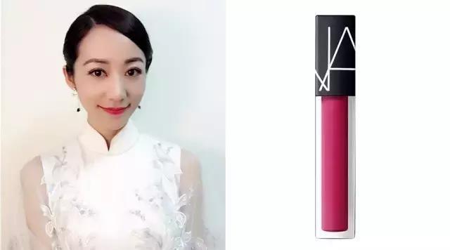 董卿姐姐的口红色号火爆春晚,像刘涛蒋欣韩雪这样涂口红才最美!