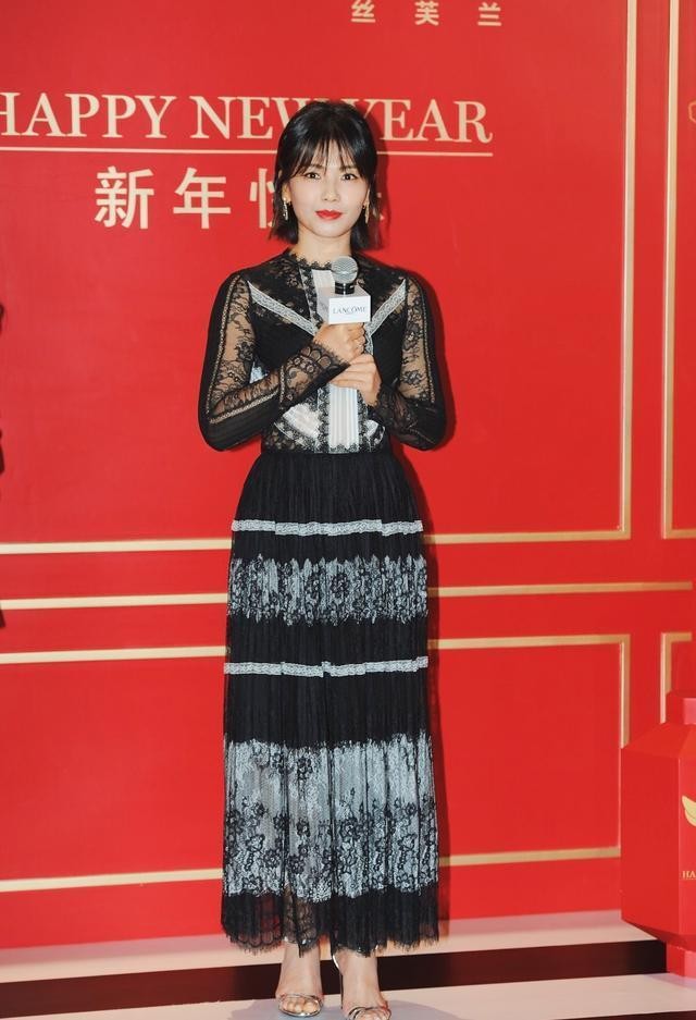 刘涛新发型太美了，扎甜美编发俏皮似少女，感觉只有20岁