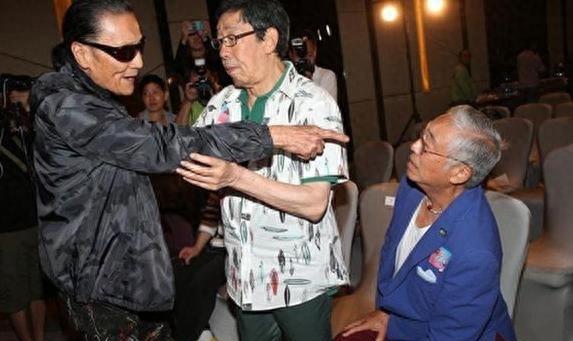 最经典的黄老邪,演技好被称戏霸,80岁却被谢贤当众扇耳光